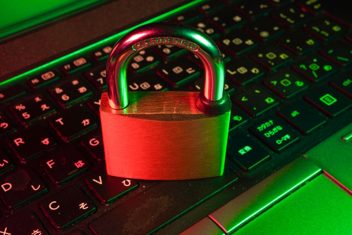 Virtual Try-On and Privacy: How to Handle Shopper Photos Safely